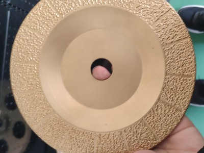 钎焊砂轮 磨铸铁*  * 粗糙度好 使用寿命长