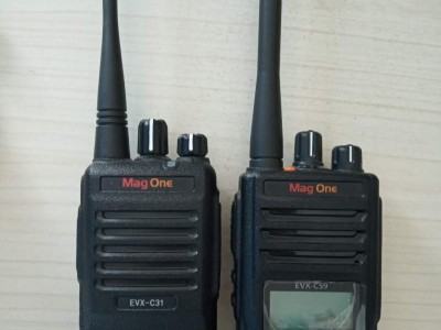 摩托罗拉MAG ONE VZ-D263数字便携式对讲机