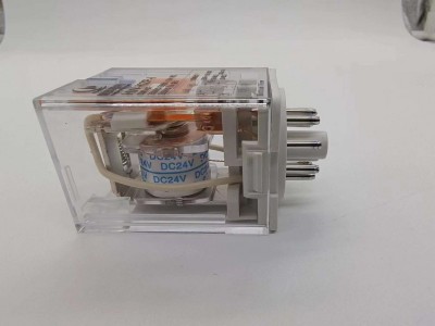 圆8脚MK2P-I通用继电器AC380V带底座