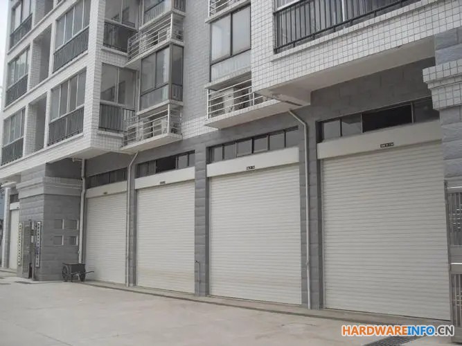 成都AKA卷帘门的价格和性能如何？