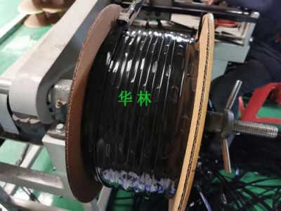 内镶贴片式滴灌带厂家,华林灌溉设备