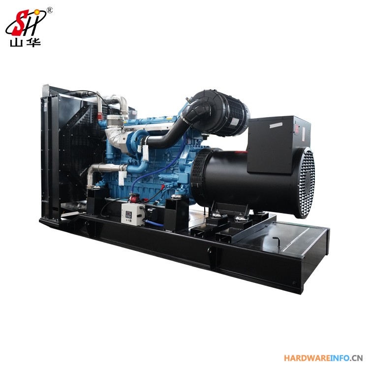 潍柴575KW柴油发电机组 华力发电机厂家