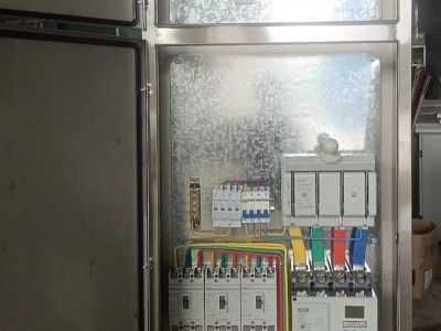 太阳能工商业分布式光伏发电并网柜