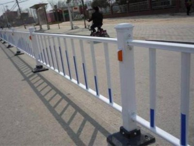 市政护栏加厚道路中央隔离防护栏城市交通防撞栏杆景区分流隔离栏
