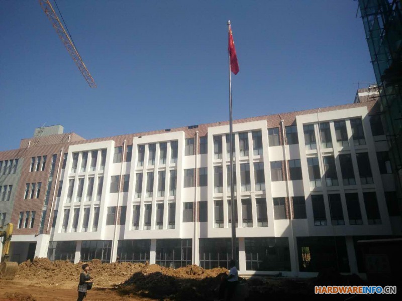 泰安亿佳学校旗杆间距有明确标准吗