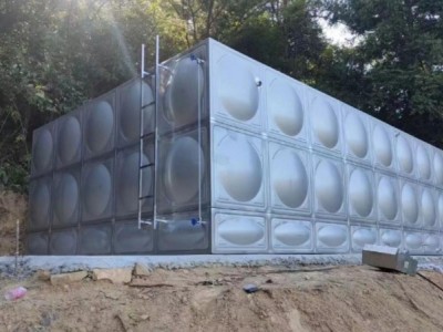 屋顶不锈钢消防水箱