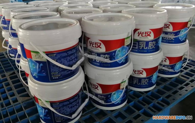 河南光汉环保白乳胶厂家生产河南白乳胶木工胶压板胶木皮胶