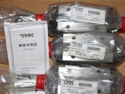 THK自润滑导轨SHS30V2QZSS+680LF镀黑铬导轨