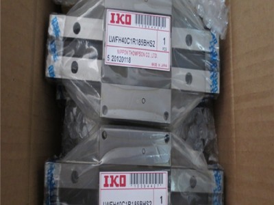 IKO宽幅线轨LWFF37C2R800TP低重心线轨